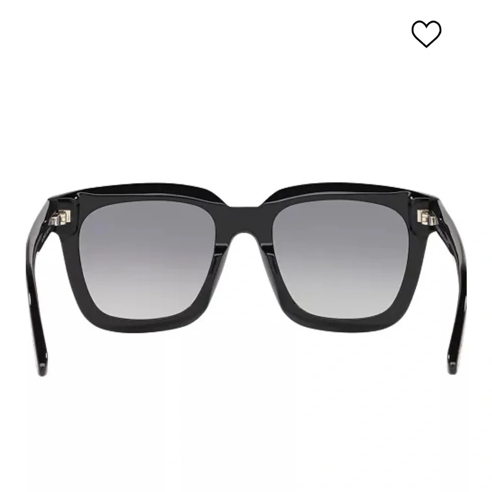 TOM FORD
Sunglasses, style 690 - Picture 2 of 10